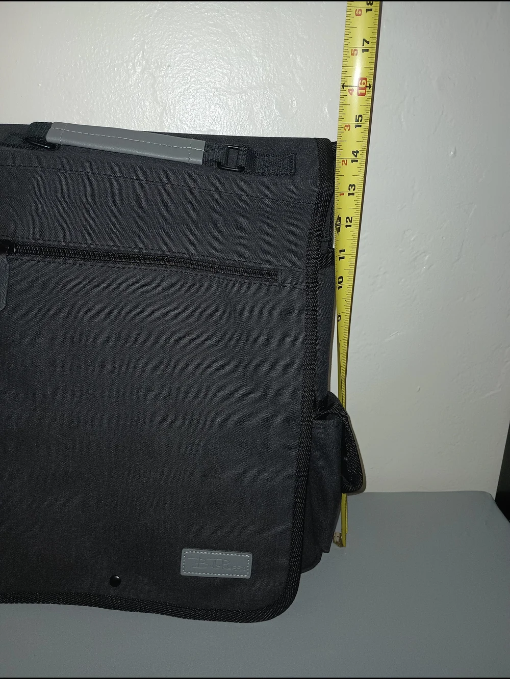 Bella Russo Canvas Messenger Bag